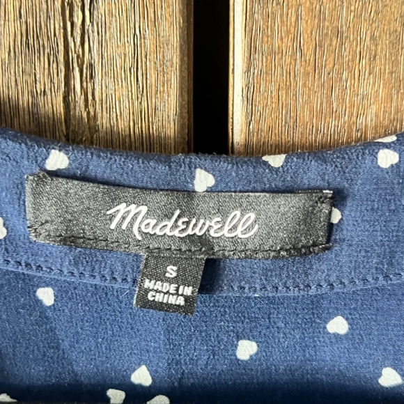 Madewell Faux Wrap 100% Silk Top with Heart Detailing Deep Navy Size Small EUC - Picture 5 of 7